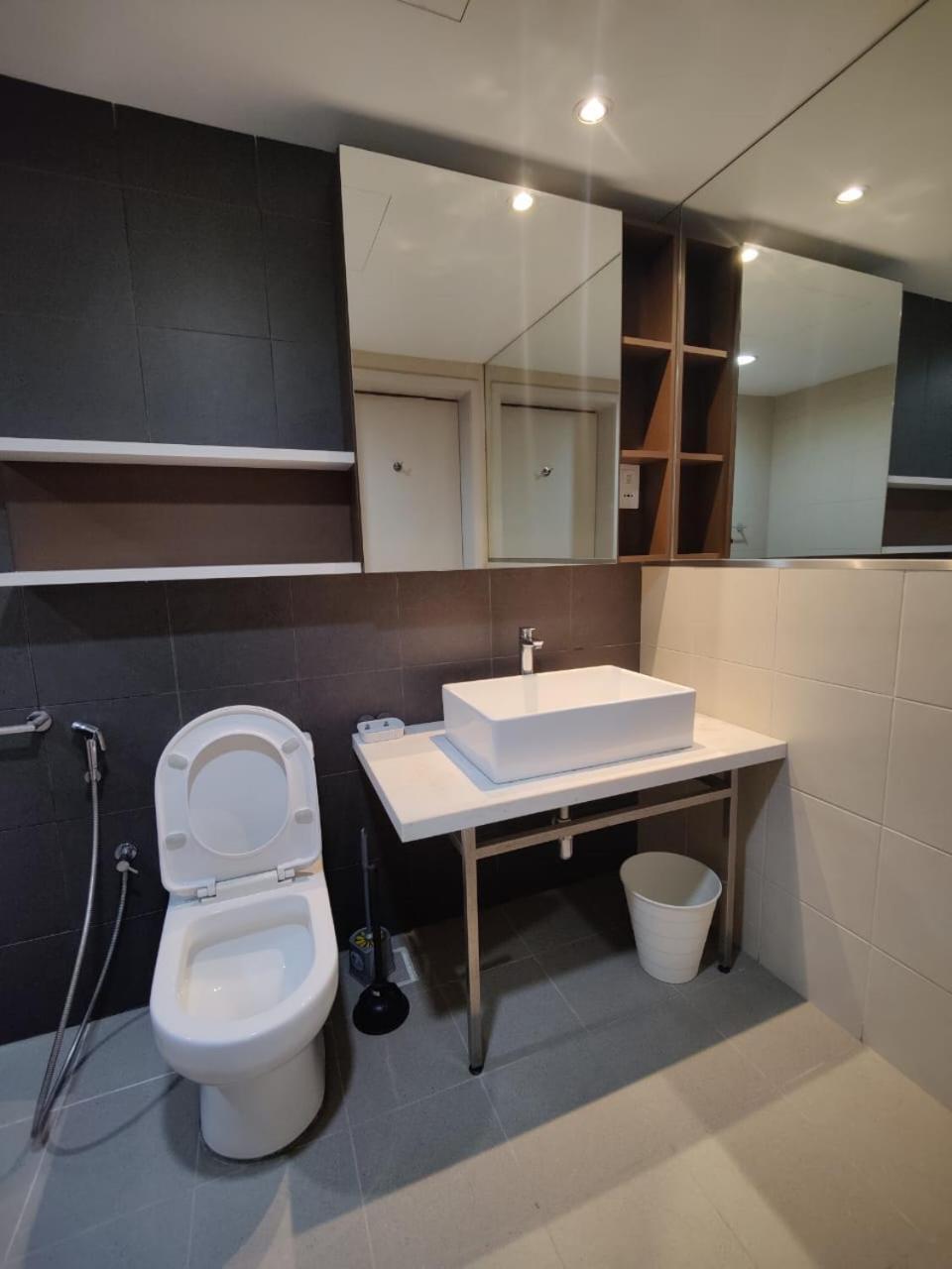 Mulberry Verve Suites Kl Mid Valley Kuala Lumpur Exterior photo