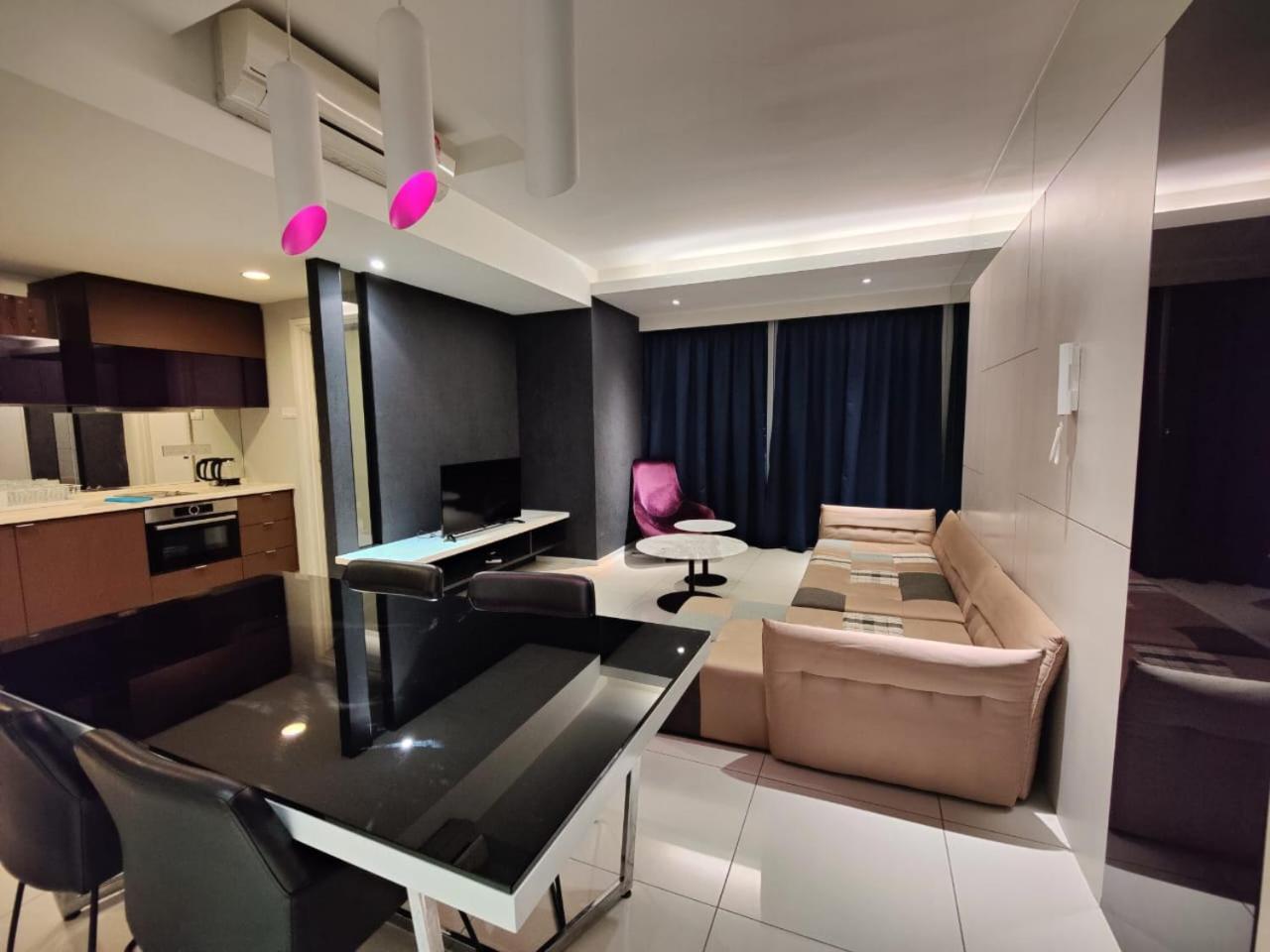 Mulberry Verve Suites Kl Mid Valley Kuala Lumpur Exterior photo