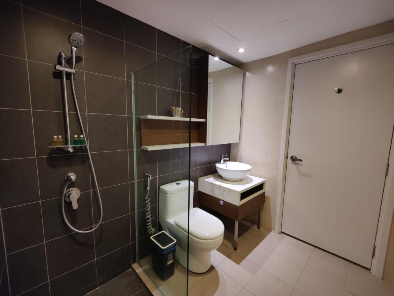 Mulberry Verve Suites Kl Mid Valley Kuala Lumpur Exterior photo